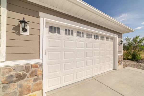 Garage Lifting in Little Rock
